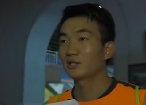 萌白酱一线天粉嫩喷水在线观看